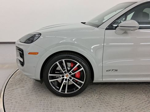 Certified 2026 Porsche Cayenne GTS image 22