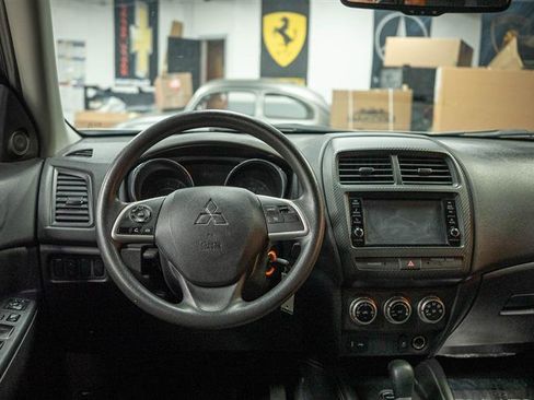 Used 2024 Mitsubishi Outlander Sport ES image 17