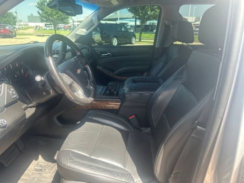 Used 2018 Chevrolet Tahoe Premier RWD image 5