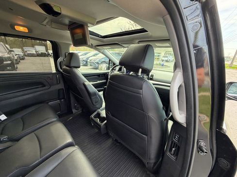 Used 2024 Honda Odyssey Touring image 38