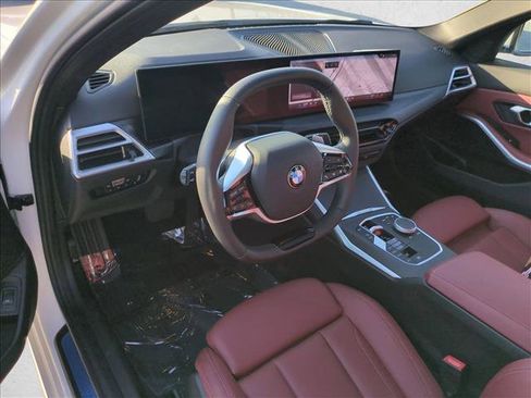 Used 2025 BMW 330i Sedan w/ Convenience Package RWD image 10