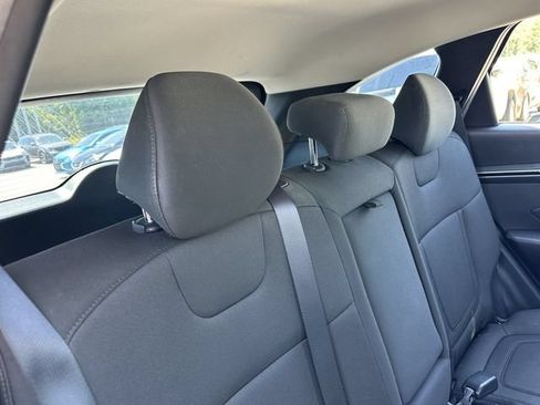 Used 2023 Hyundai Tucson SE FWD image 27