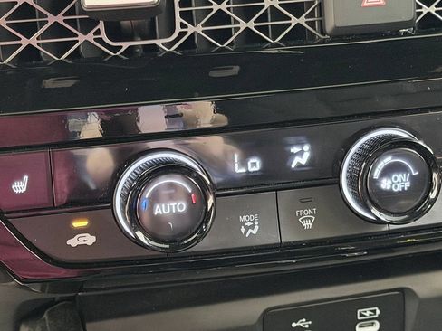 Used 2025 Honda Accord Sport image 42