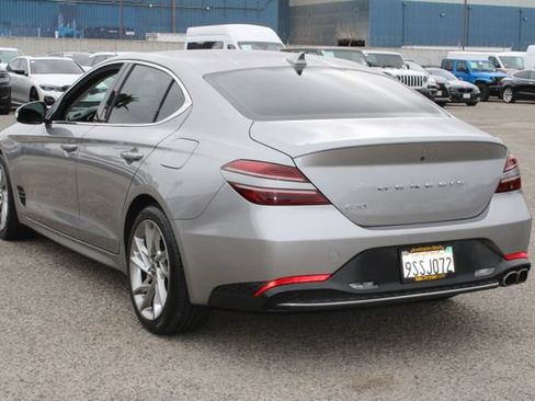 Used 2022 Genesis G70 2.0T RWD image 3