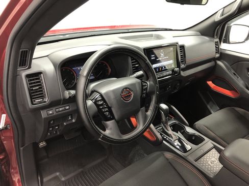 Used 2024 Nissan Frontier PRO-4X w/ Pro Convenience Package image 13