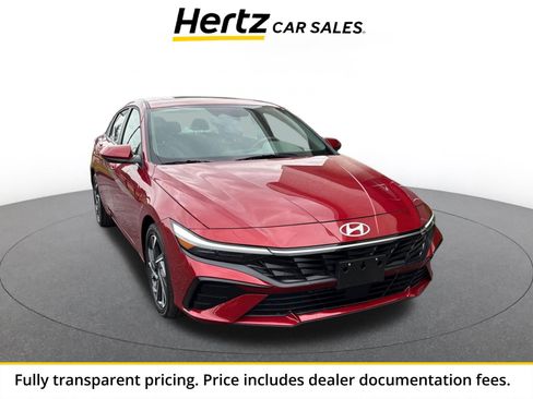 Used 2025 Hyundai Elantra SEL FWD image 1