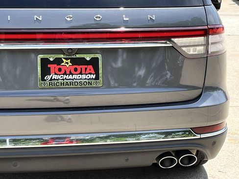 Used 2023 Lincoln Aviator Reserve w/ Equipment Group 201A RWD image 6