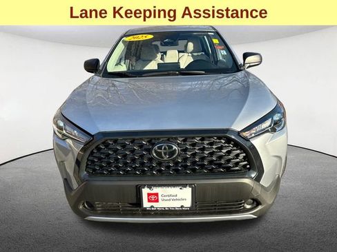 Certified 2025 Toyota Corolla Cross L image 4