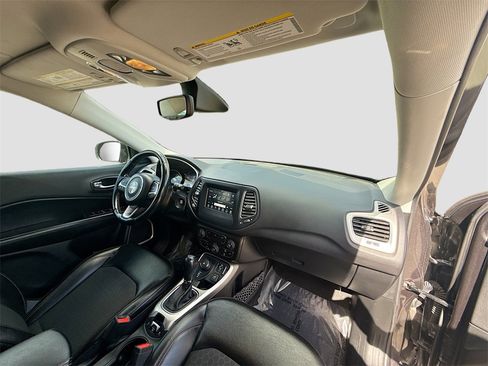 Used 2021 Jeep Compass Latitude w/ Convenience Group image 28