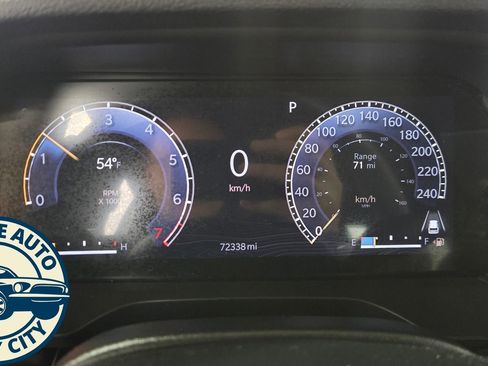 Used 2023 Jeep Grand Cherokee Altitude image 11