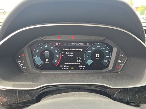 Used 2022 Audi Q3 2.0T Premium Plus AWD/4WD image 2