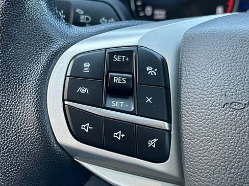 Used 2022 Ford Explorer Limited w/ Class IV Trailer Tow Package image 31