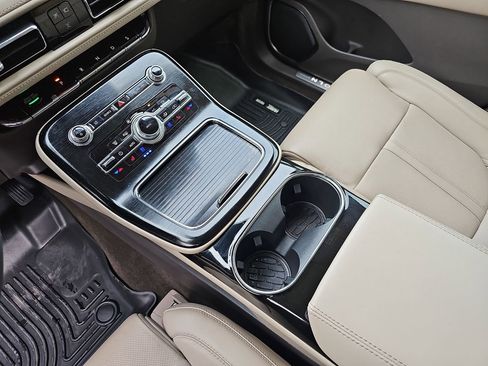 Used 2021 Lincoln Nautilus Reserve w/ Equipment Group 201A image 30