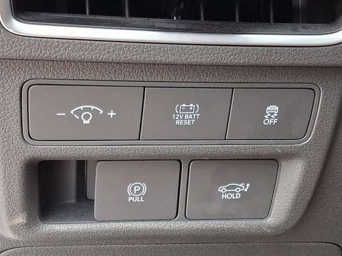 Used 2025 Hyundai Sonata Limited image 25