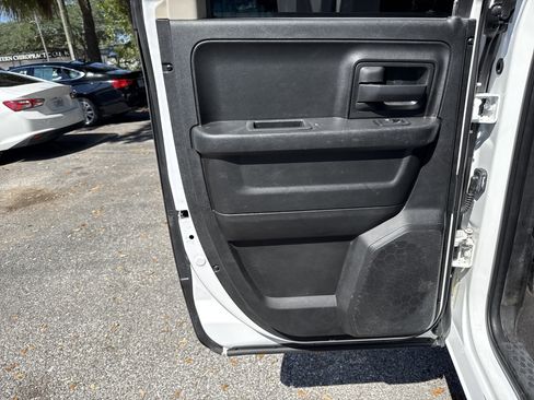 Used 2019 RAM 1500 Tradesman w/ Chrome Plus Package image 27