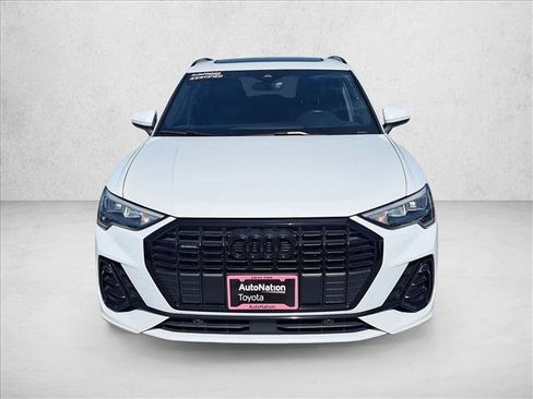 Used 2021 Audi Q3 2.0T Premium AWD/4WD image 2
