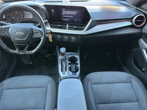 Used 2024 Chevrolet Trax RS w/ Driver Confidence Package image 14
