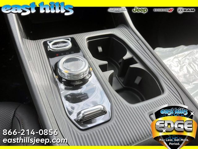 New 2026 Jeep Cherokee Limited AWD/4WD image 7