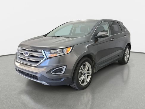 Used 2018 Ford Edge Titanium w/ Equipment Group 301A image 7