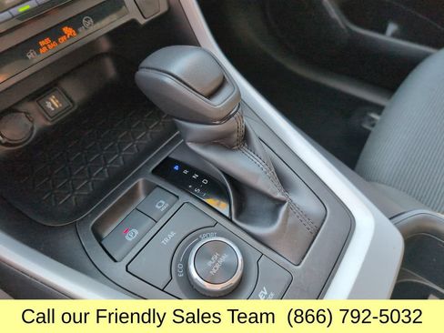Certified 2025 Toyota RAV4 LE AWD/4WD image 22
