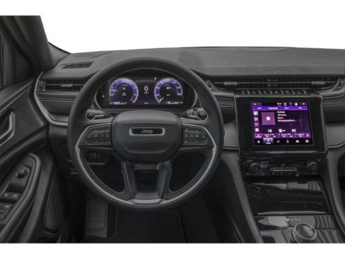 Certified 2025 Jeep Grand Cherokee L Limited w/ Luxury Tech Group II image 7