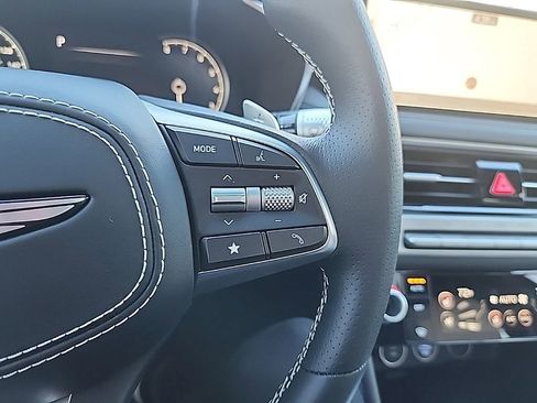 Used 2024 Genesis G70 3.3T Advanced w/ Sport Prestige Package image 9