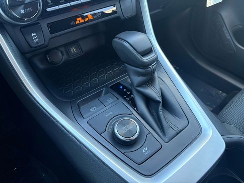 New 2025 Toyota RAV4 LE image 25