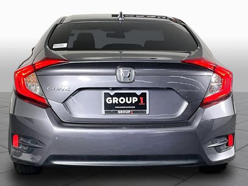 Used 2017 Honda Civic EX image 5