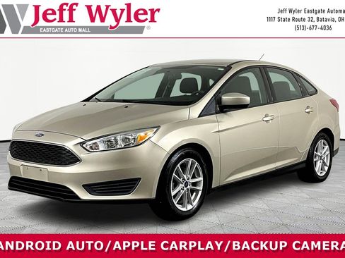 Used 2018 Ford Focus SE image 1