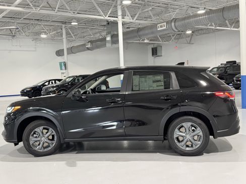 New 2026 Honda HR-V LX image 17