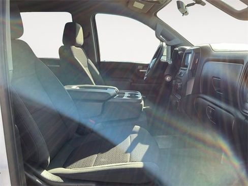 Used 2022 Chevrolet Silverado 2500 W/T w/ WT Convenience Package image 11