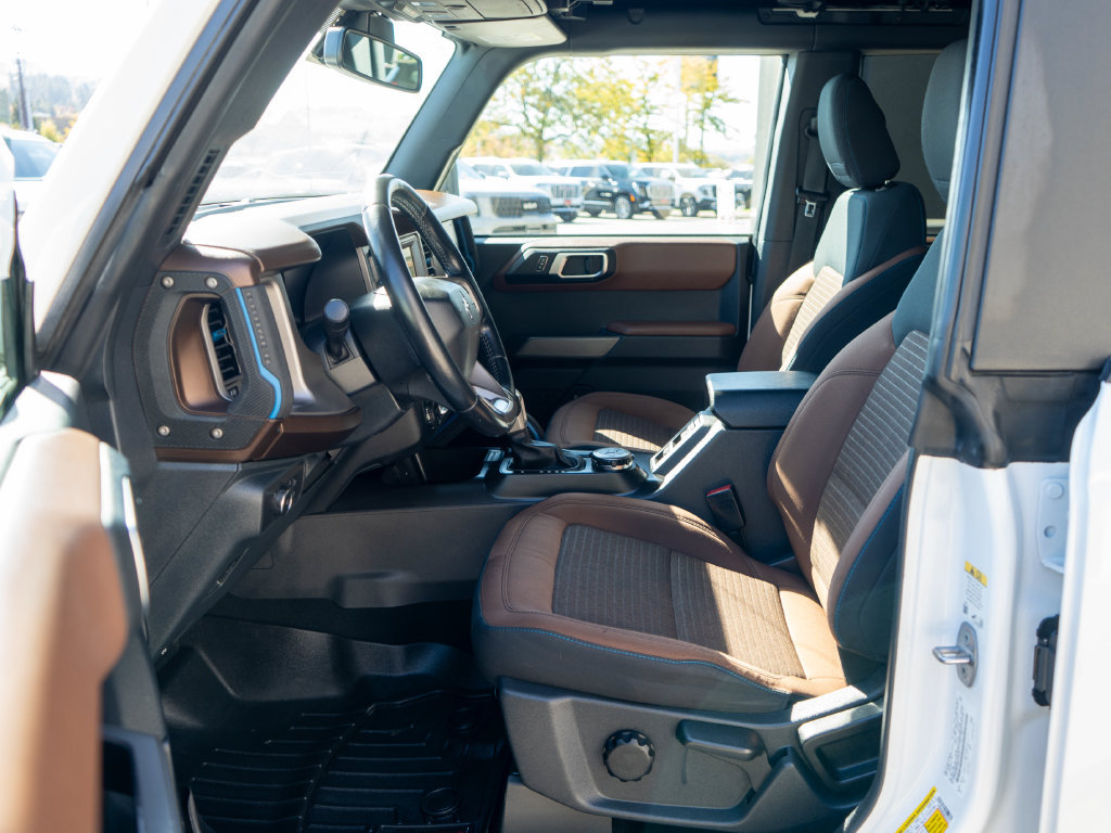 Used 2021 Ford Bronco Outer Banks AWD/4WD image 11