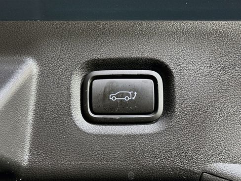 Used 2024 Hyundai Ioniq 5 SEL image 28