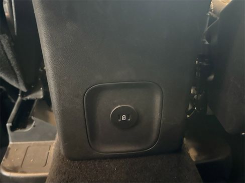 Used 2025 Ford Escape Active image 23