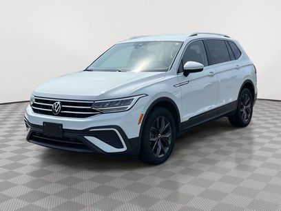 Used 2024 Volkswagen Tiguan SE