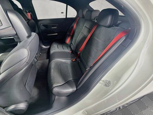 Used 2023 Mercedes-Benz C 43 AMG 4MATIC Sedan image 32