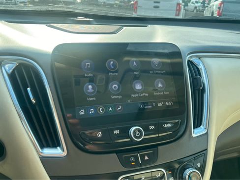 Used 2024 Chevrolet Malibu LT image 27