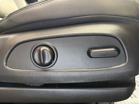 Used 2023 Buick Encore GX Essence w/ Experience Buick Package image 26