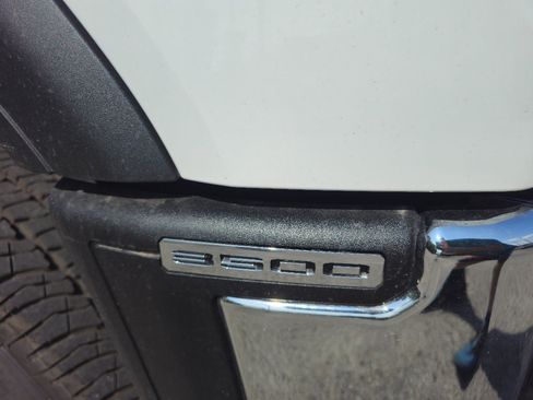 New 2026 GMC Sierra 3500 Pro AWD/4WD image 8