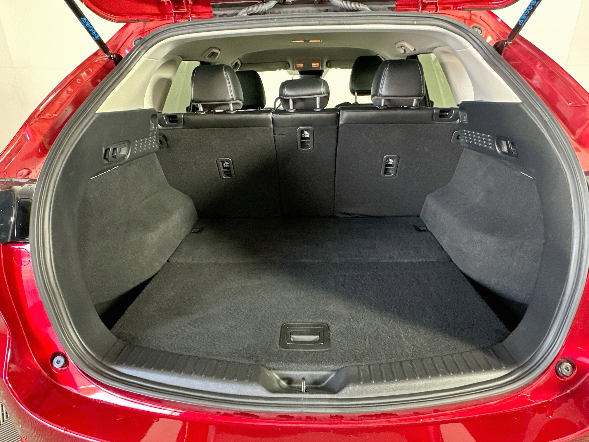 Used 2025 MAZDA CX-5 AWD 2.5 S w/ Select Package image 29