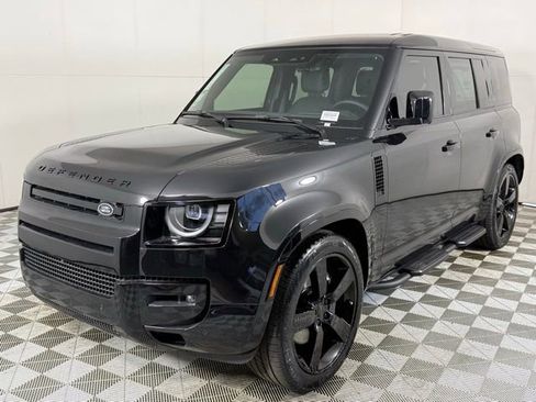 New 2026 Land Rover Defender 110 X-Dynamic SE image 2