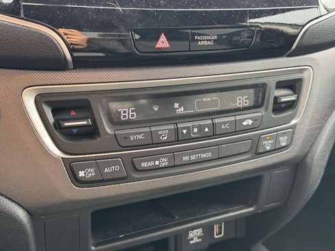 Used 2023 Honda Ridgeline Sport image 24