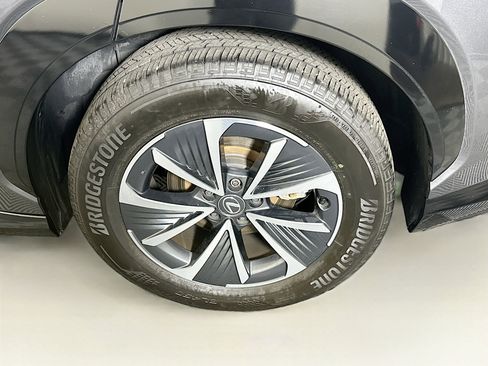 Used 2024 Lexus RZ 300e Premium w/ Accessory Package (Z1) FWD image 11