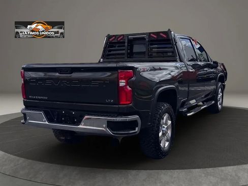 Used 2020 Chevrolet Silverado 2500 LTZ w/ LTZ Plus Package AWD/4WD image 5