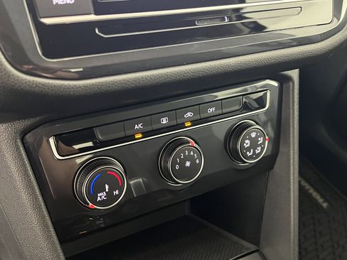 Used 2020 Volkswagen Tiguan S AWD/4WD image 27