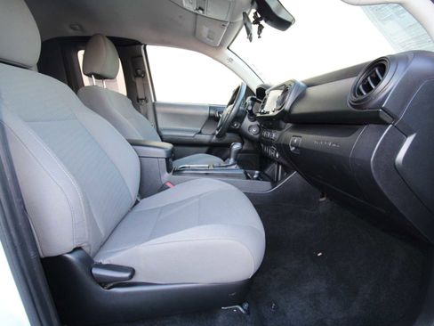 Used 2020 Toyota Tacoma SR image 48