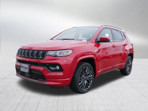 Used 2023 Jeep Compass Limited image 7