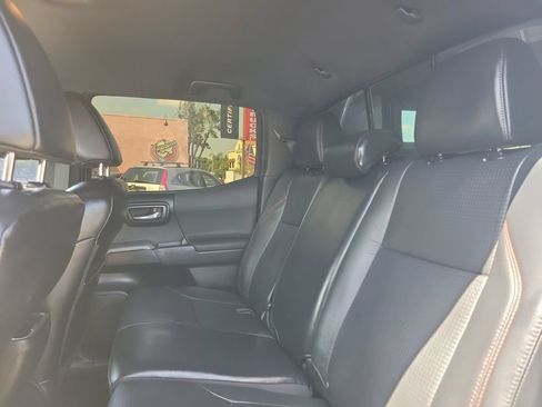 Used 2018 Toyota Tacoma TRD Pro AWD/4WD image 15