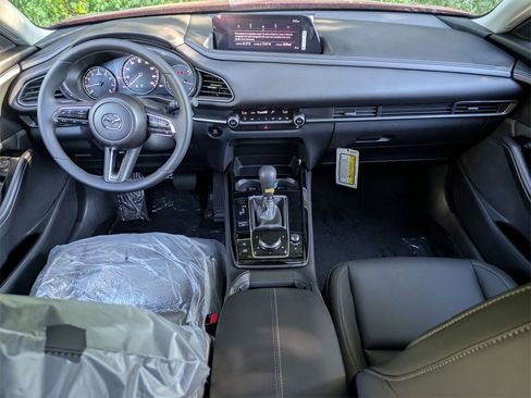 New 2025 MAZDA CX-30 AWD 2.5 S w/ Select Sport Pkg image 26