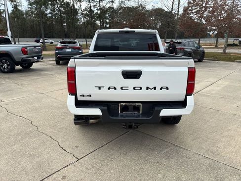 New 2025 Toyota Tacoma TRD Sport image 5
